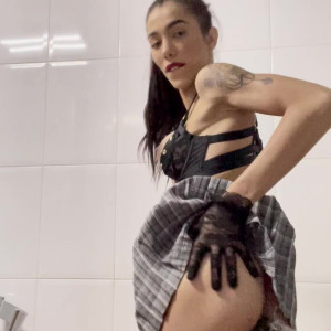 Video by tgirl_brazil published on April 5,2023 13:59:00 - BestThots