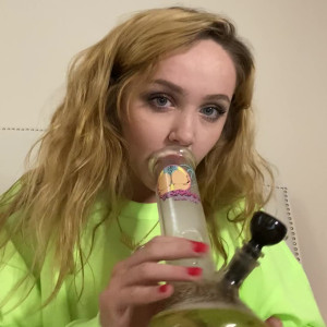 Video by nikolenashxxx published on June 12,2023 22:45:00 - BestThots