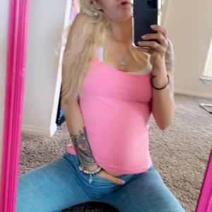 Video by bimbosister published on August 24,2023 15:49:21 - BestThots