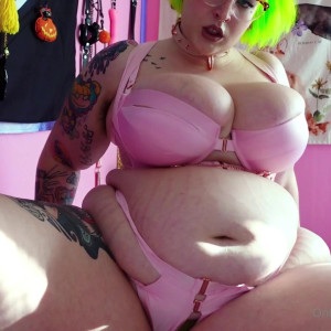 pinkmaggit #3571903