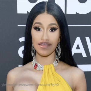 Video by thenewqueenofcomedy published on June 17,2023 23:25:00 - BestThots