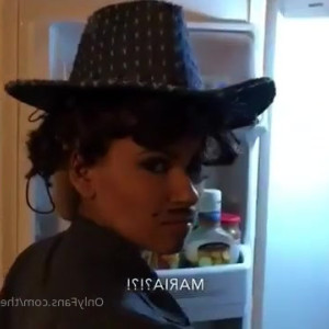 Video by thenewqueenofcomedy published on April 15,2023 01:54:00 - BestThots