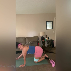 Video by thenewqueenofcomedy published on June 12,2023 05:16:00 - BestThots