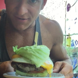 Video by brentrayfraserxxx published on August 24,2023 18:50:25 - BestThots