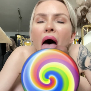 Video by laynabootv published on April 2,2023 23:54:00 - BestThots