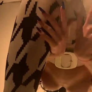 Video by juleeya69 published on June 10,2023 12:59:00 - BestThots