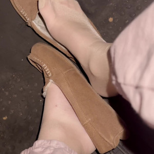 Video by pantyhose_princess99 published on July 3,2023 18:59:00 - BestThots
