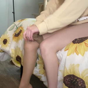 Video by pantyhose_princess99 published on August 20,2023 01:04:00 - BestThots