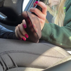 Video by pantyhose_princess99 published on July 14,2023 08:26:00 - BestThots