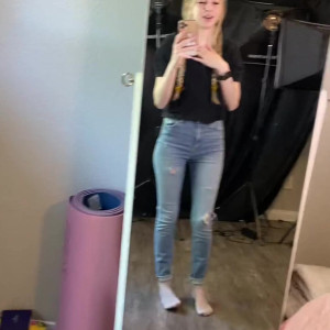 Video by pantyhose_princess99 published on July 25,2023 10:58:00 - BestThots