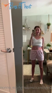 Video by pantyhose_princess99 published on January 20,2025 18:00:05 - BestThots