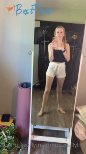 Video by pantyhose_princess99 published on January 20,2025 18:00:19 - BestThots