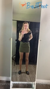 Video by pantyhose_princess99 published on January 20,2025 18:01:02 - BestThots