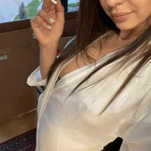 alinahenessy #5086443