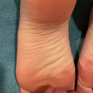 Video by myposedtoesvip published on August 16,2023 08:41:07 - BestThots