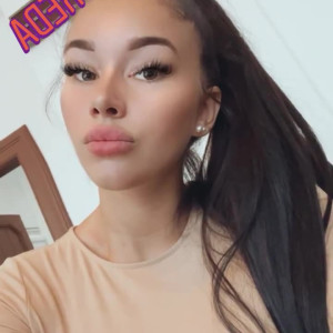Video by ariaphoenixfree published on June 9,2023 00:32:00 - BestThots