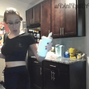 Video by pr3ttyp1nkpussy published on April 19,2023 18:25:00 - BestThots