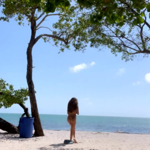 Video by danyellay published on April 11,2023 23:26:00 - BestThots