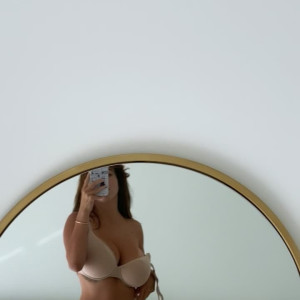Video by danyellay published on March 21,2023 13:39:00 - BestThots