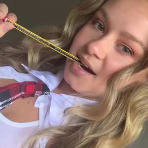 Video by honeyl published on June 14,2023 04:03:00 - BestThots