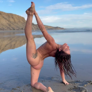 Video by yogagoddess published on May 17,2023 10:54:00 - BestThots
