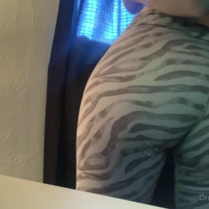 Video by kitsy-vixen published on August 24,2023 22:43:35 - BestThots