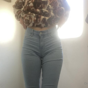 Video by kitsy-vixen published on August 24,2023 22:49:46 - BestThots