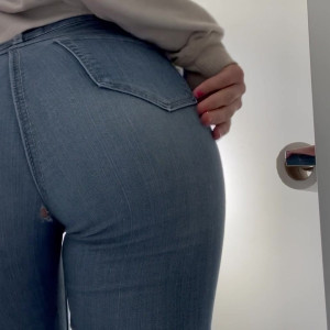 Video by kitsy-vixen published on March 9,2023 20:31:00 - BestThots