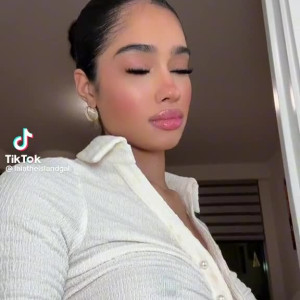 onlylalatheislandgal #3583700