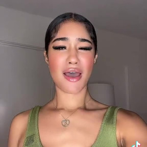 onlylalatheislandgal #3583726