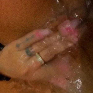Video by umajoliexxx published on May 4,2023 12:50:00 - BestThots