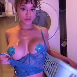 Video by stormimaya published on March 2,2023 21:13:00 - BestThots