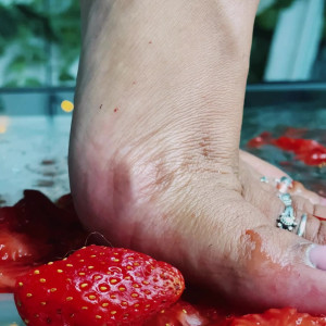 underswaysfeet #4487010