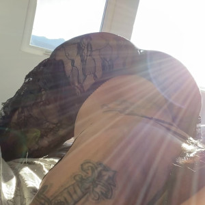 Video by creolebarbieeee published on May 19,2023 04:47:00 - BestThots