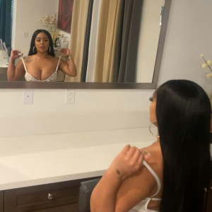 Video by creolebarbieeee published on March 24,2023 20:10:00 - BestThots