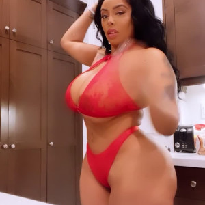 Video by creolebarbieeee published on March 2,2023 14:10:00 - BestThots