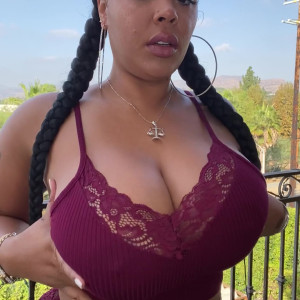 Video by creolebarbieeee published on May 7,2023 14:28:00 - BestThots