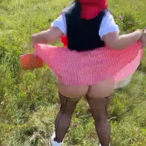 Video by creolebarbieeee published on April 13,2023 01:26:00 - BestThots