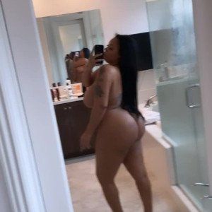 Video by creolebarbieeee published on March 16,2023 05:47:00 - BestThots