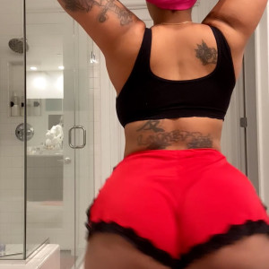 Video by creolebarbieeee published on March 10,2023 06:24:00 - BestThots