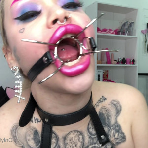 Video by nasty_bimbo published on April 9,2023 09:01:00 - BestThots