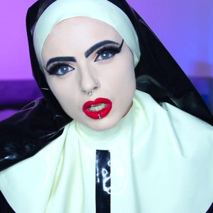 Video by empress_poison_ published on August 25,2023 02:37:45 - BestThots