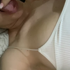 Video by didii1997 published on June 13,2023 23:10:00 - BestThots