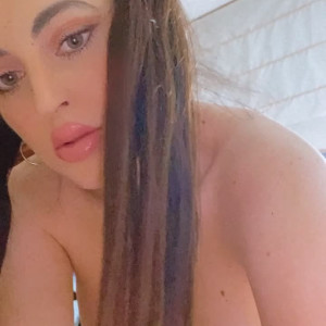 Video by didii1997 published on July 15,2023 09:07:00 - BestThots