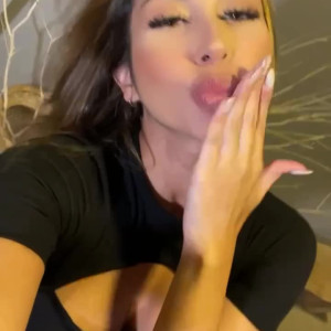 Video by estefahg published on March 29,2023 14:27:00 - BestThots