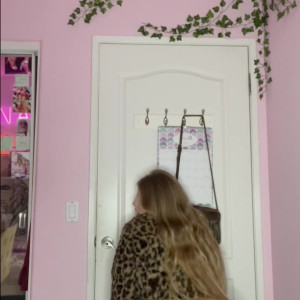 Video by annalisa420 published on April 1,2023 10:13:00 - BestThots