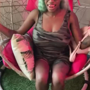 Video by barbiebugatti published on March 7,2023 06:04:00 - BestThots