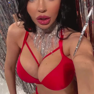 sharizelka #3589318