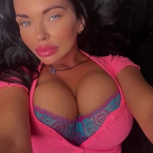 sharizelka #4975932