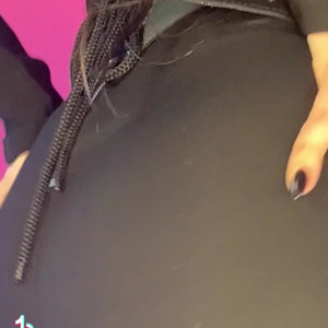 Video by farrahderossi published on March 2,2023 19:51:00 - BestThots